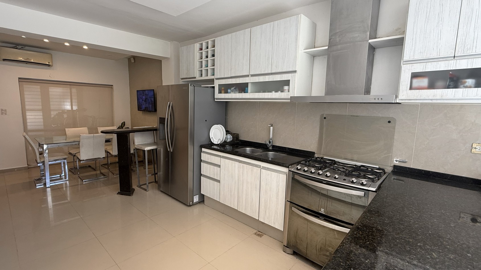 Casa con pileta y quincho a pasos del Cordoba Shopping