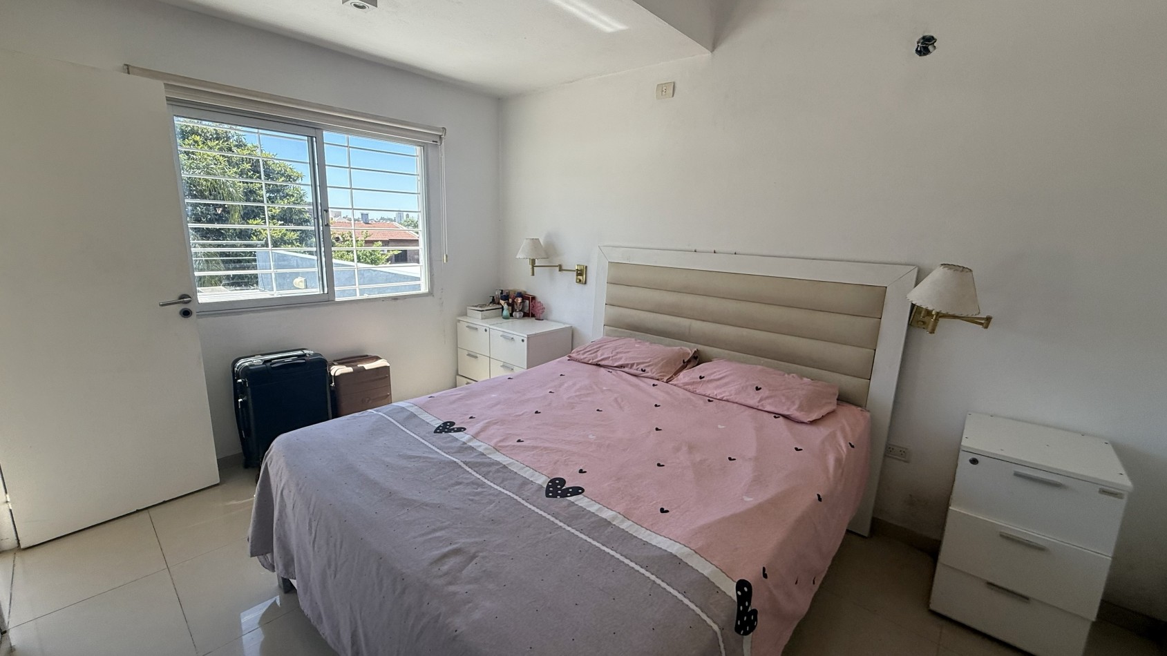 Casa con pileta y quincho a pasos del Cordoba Shopping