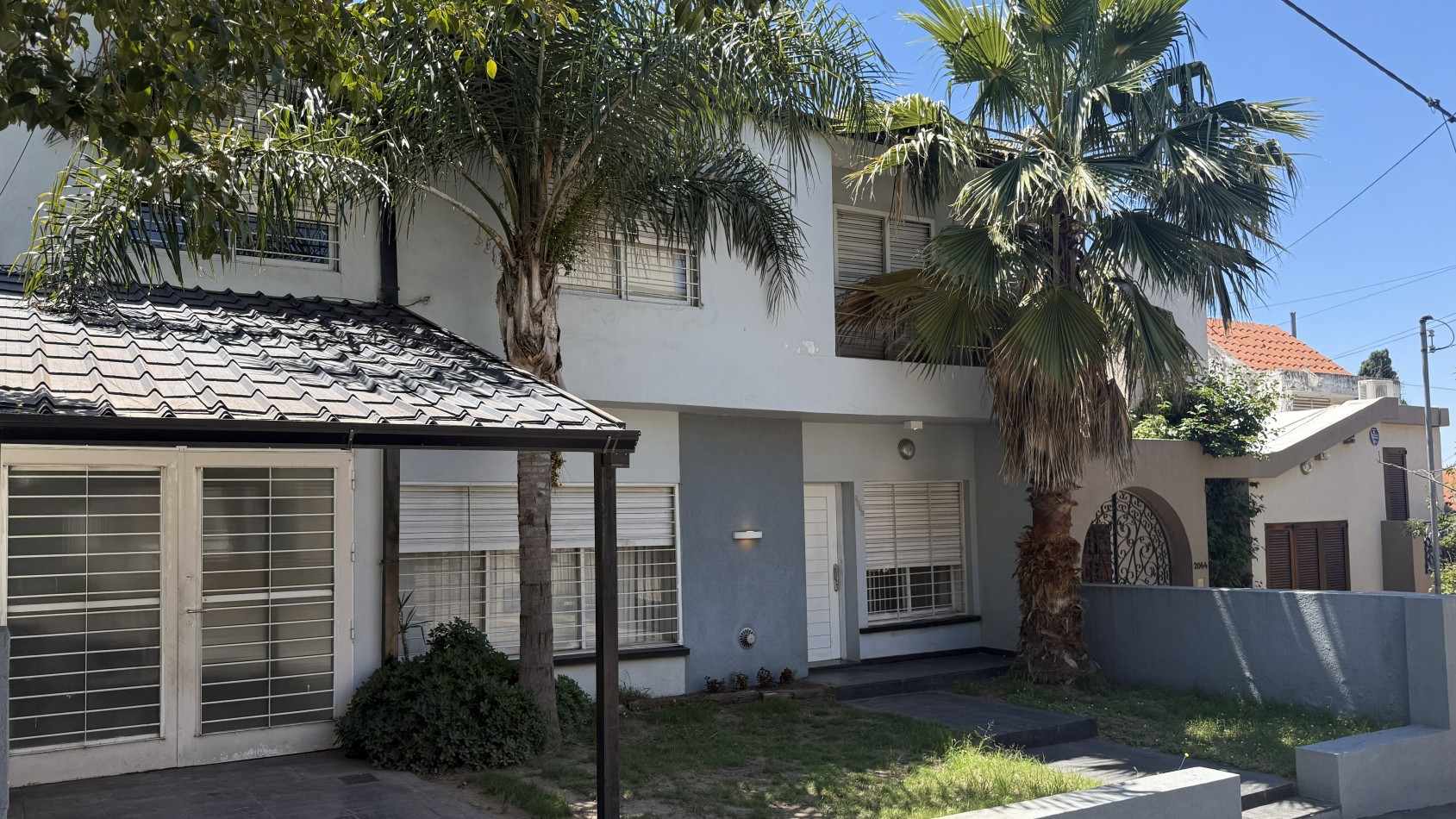 Casa con pileta y quincho a pasos del Cordoba Shopping