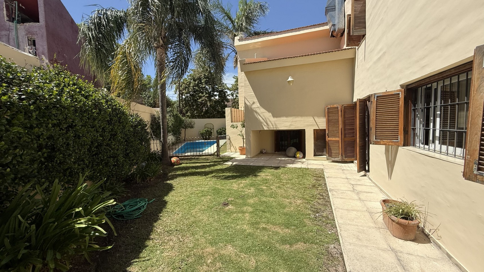 Importante propiedad en Granja de Funes