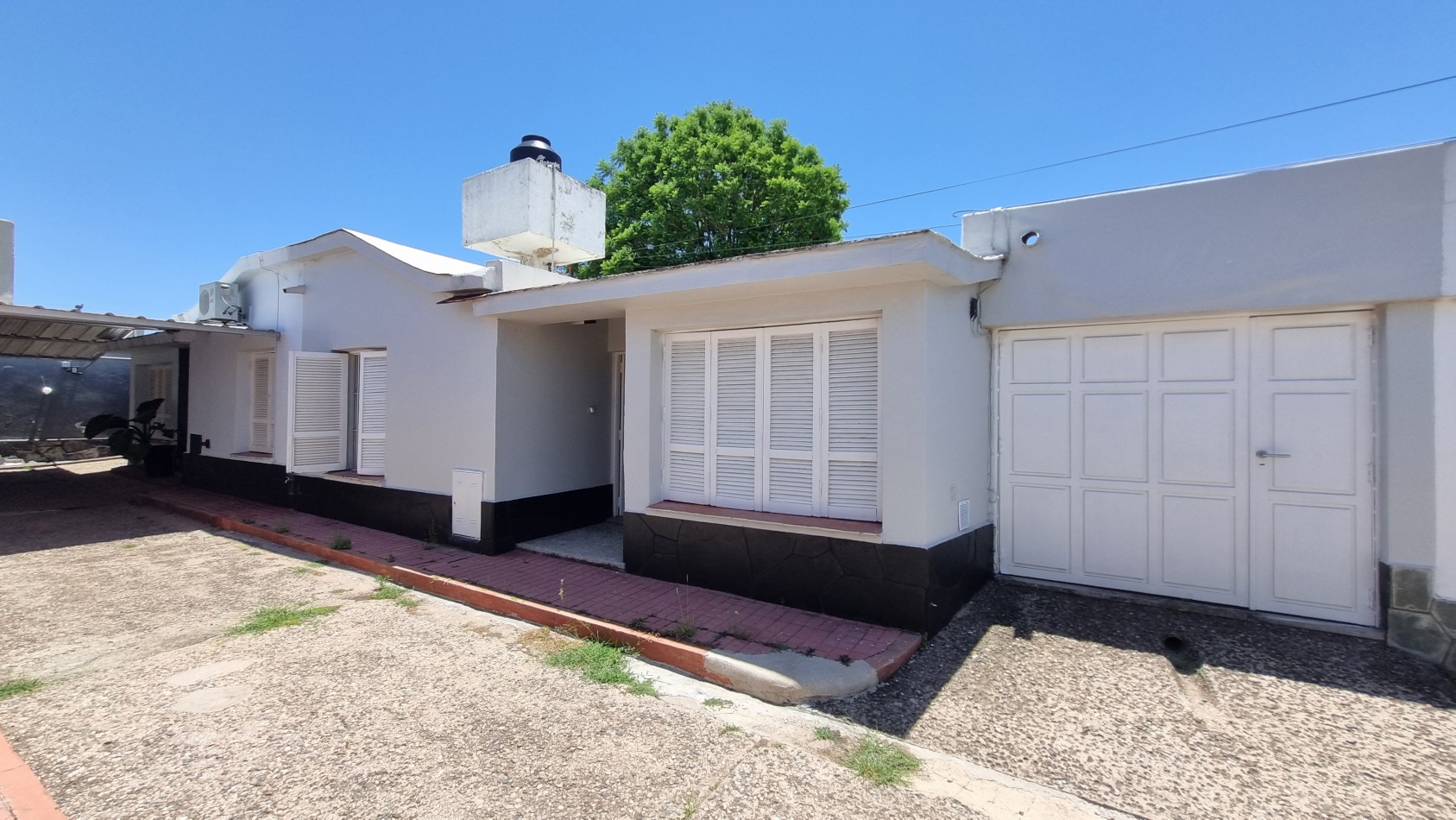 PH en complejo cerrado con PATIO Y ASADOR