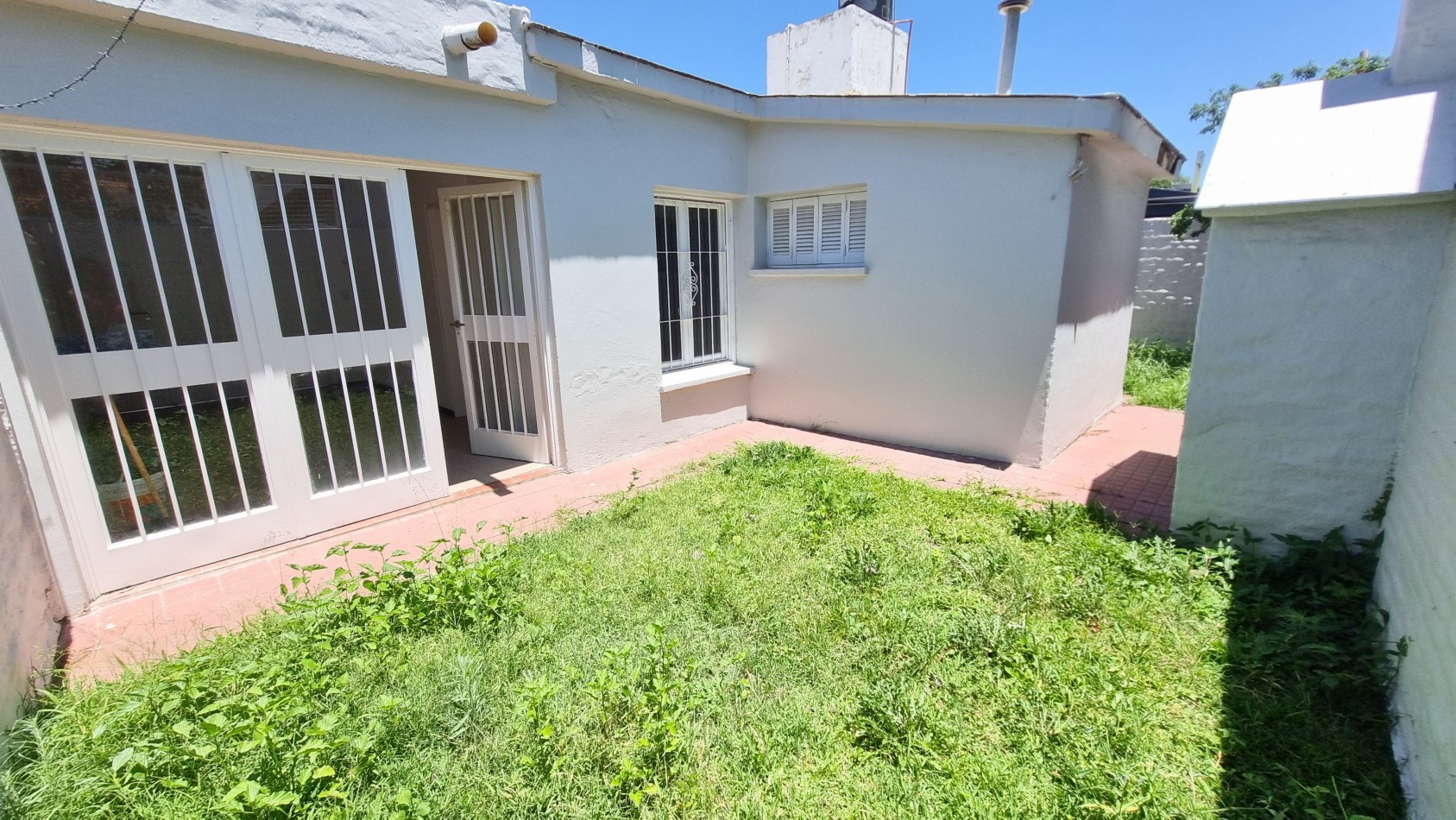 PH en complejo cerrado con PATIO Y ASADOR