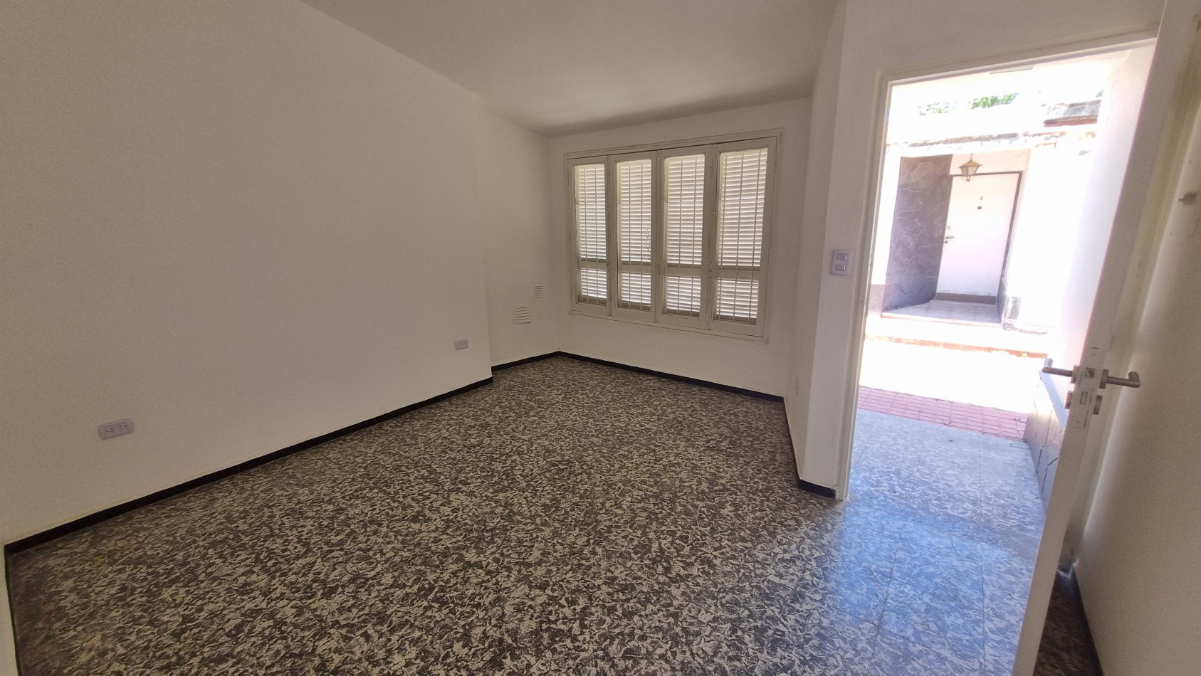 PH en complejo cerrado con PATIO Y ASADOR