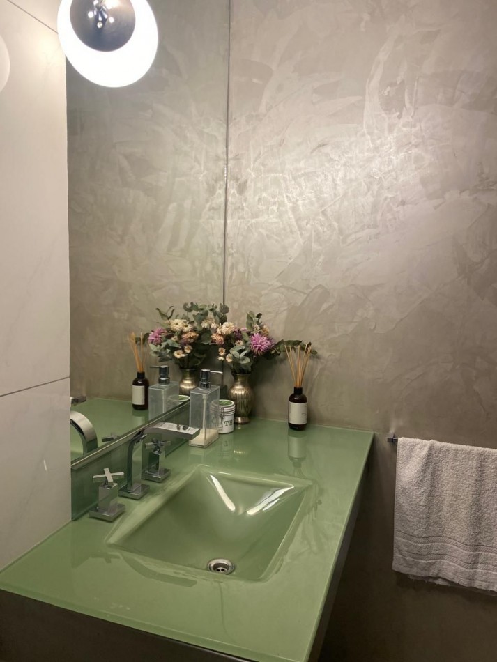 ESPECTACULAR PROPIEDAD EN EL CERRO DE LAS ROSAS