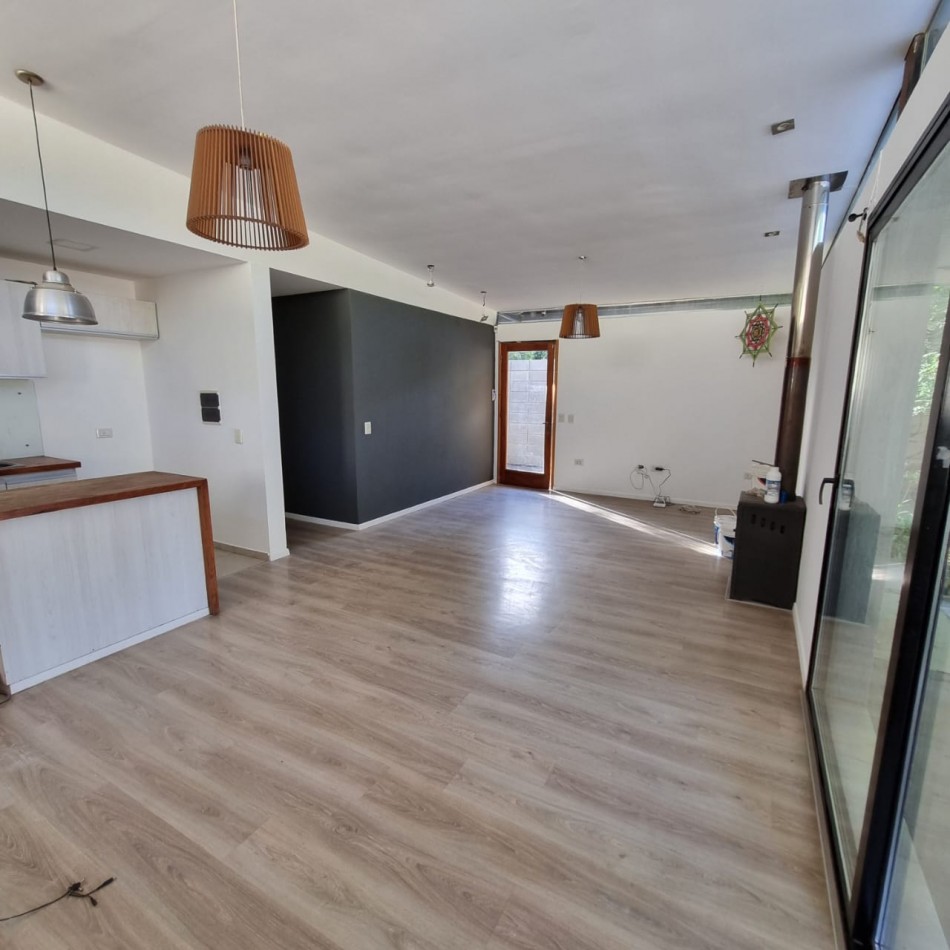 ALQUILER UNQUILLO!! (ZONA MENDIOLAZA KM16)