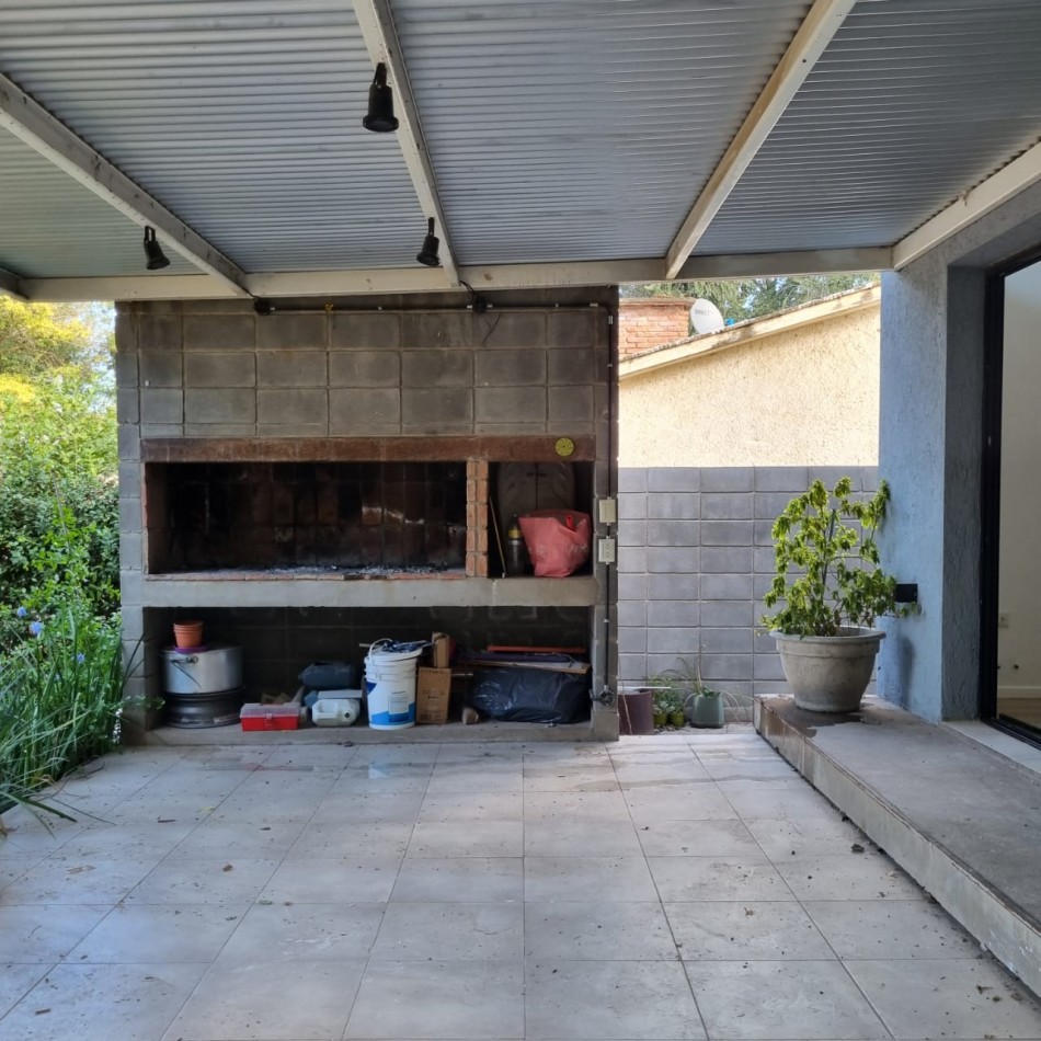 ALQUILER UNQUILLO!! (ZONA MENDIOLAZA KM16)