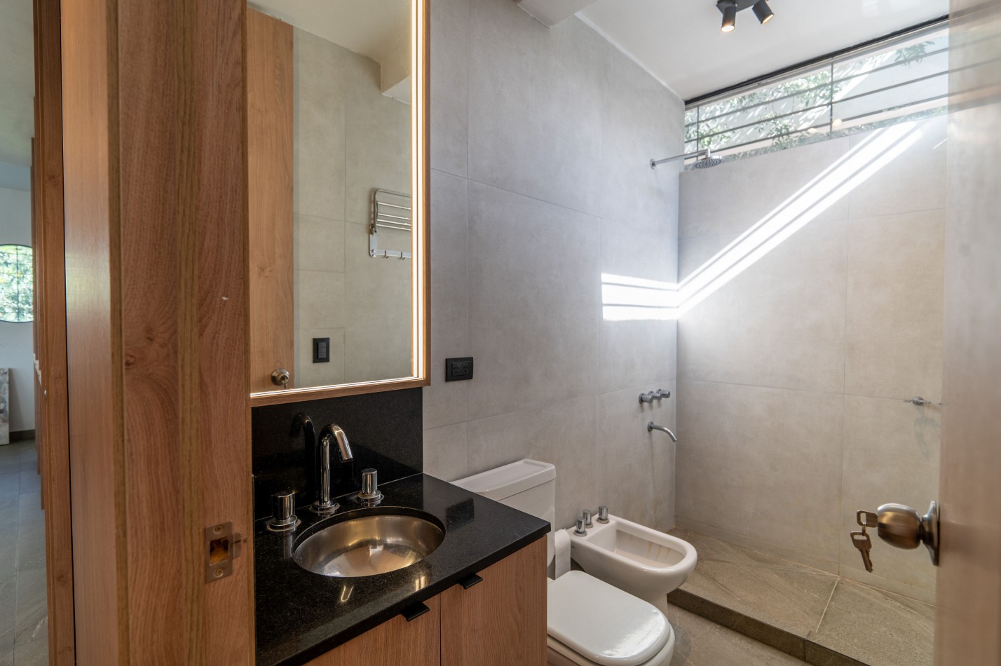 FRENA ACA! Vivi en naturaleza a minutos de la ciudad!