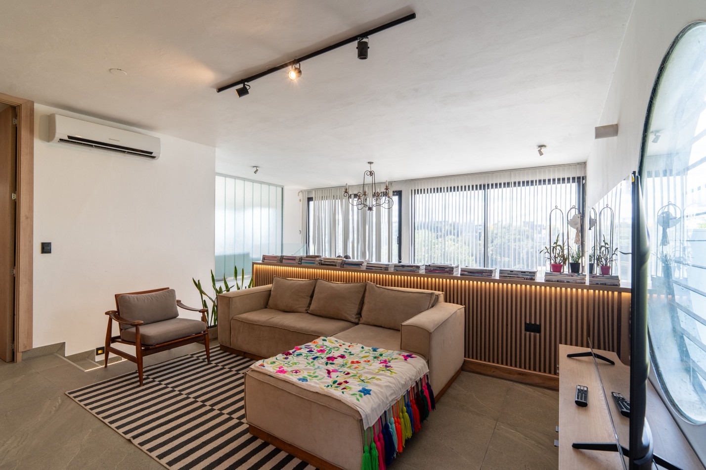 FRENA ACA! Vivi en naturaleza a minutos de la ciudad!