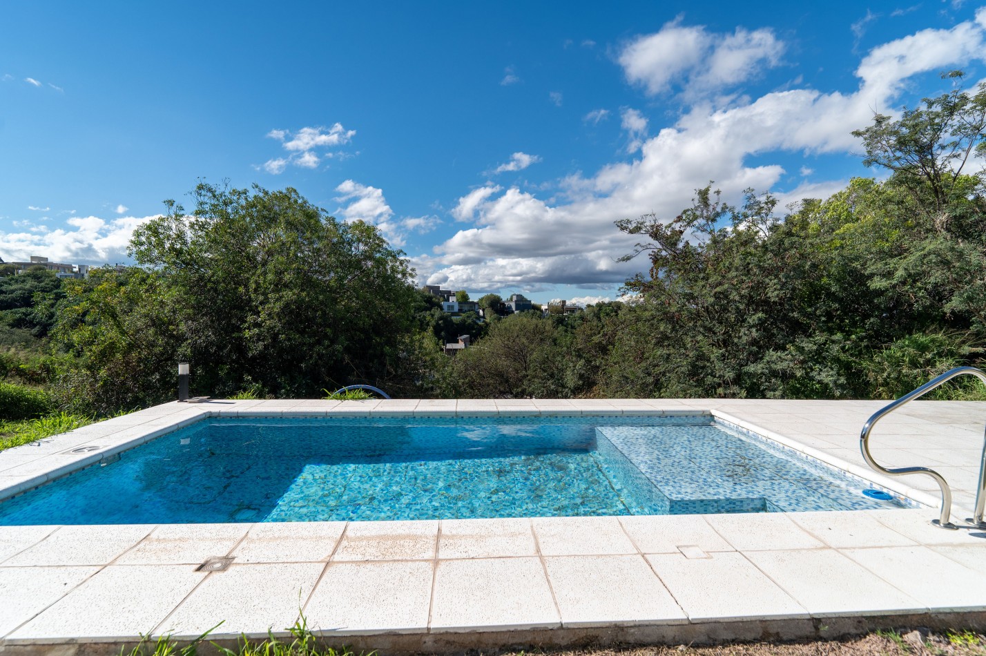 FRENA ACA! Vivi en naturaleza a minutos de la ciudad!