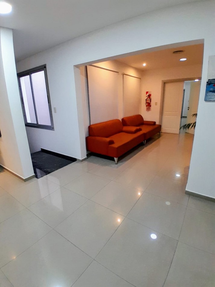 IMPECABLE! SE VENDE IMPORTANTE CLINICA EN FUNCIONAMIENTO