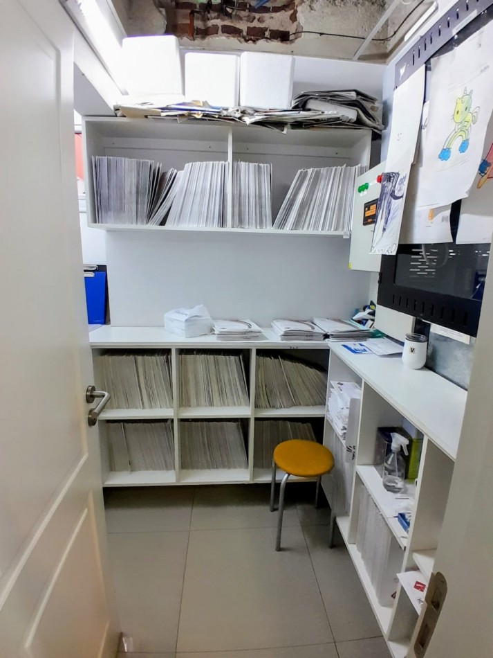 IMPECABLE! SE VENDE IMPORTANTE CLINICA EN FUNCIONAMIENTO