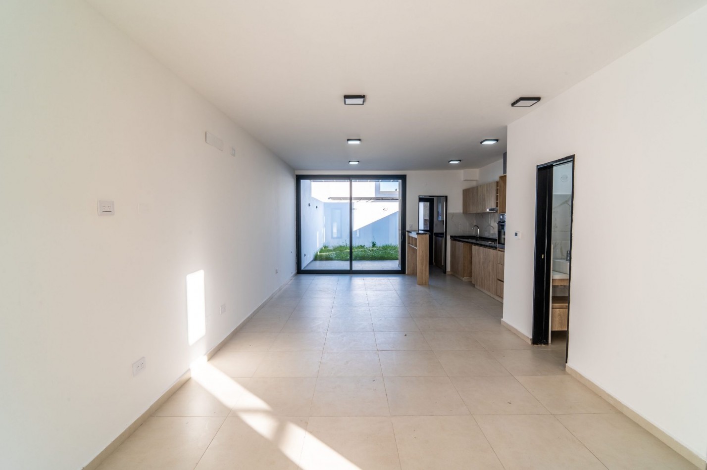 Duplex a precio de depto en Docta