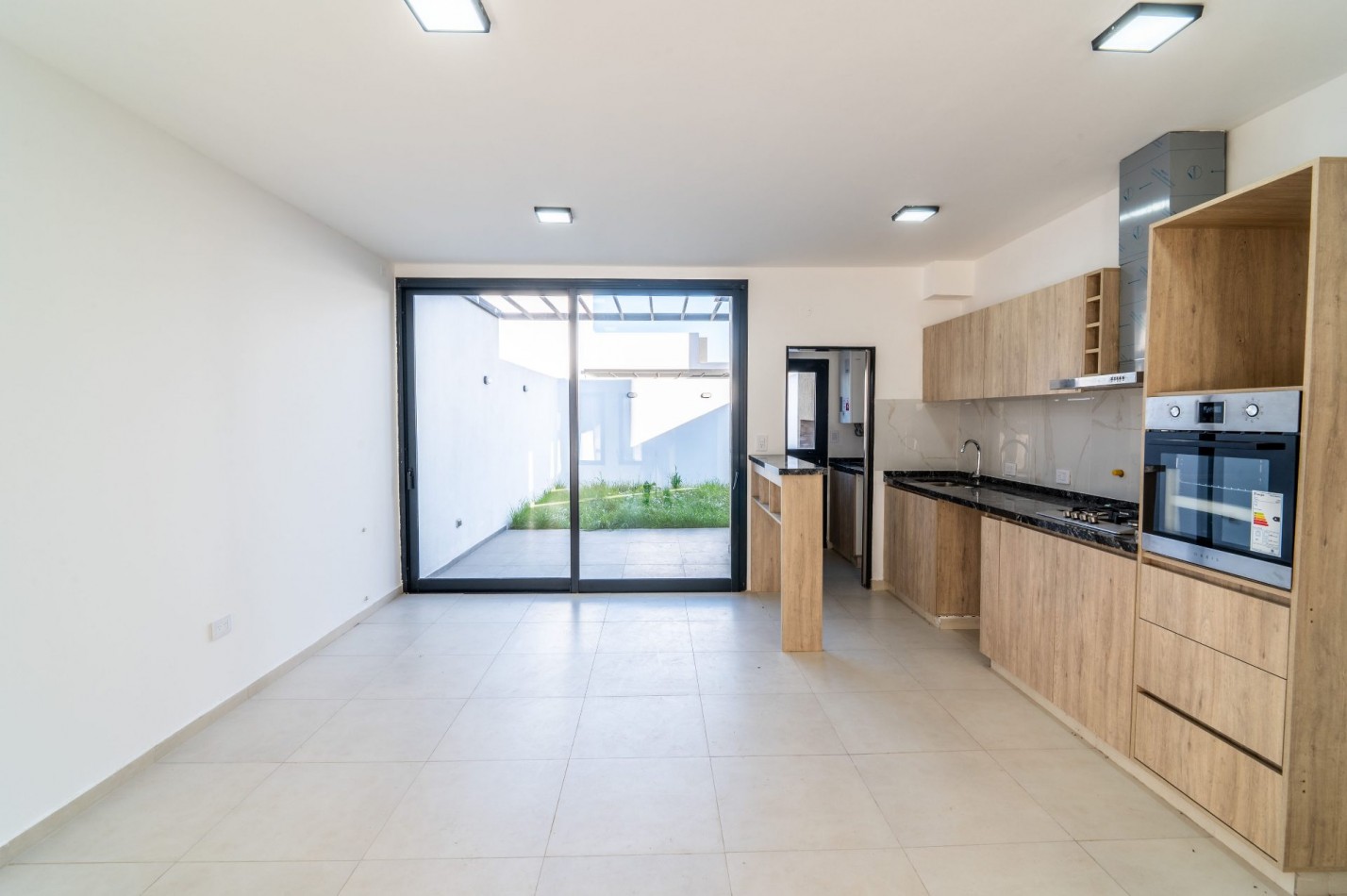 Duplex a precio de depto en Docta