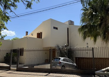 Importante propiedad en Granja de Funes